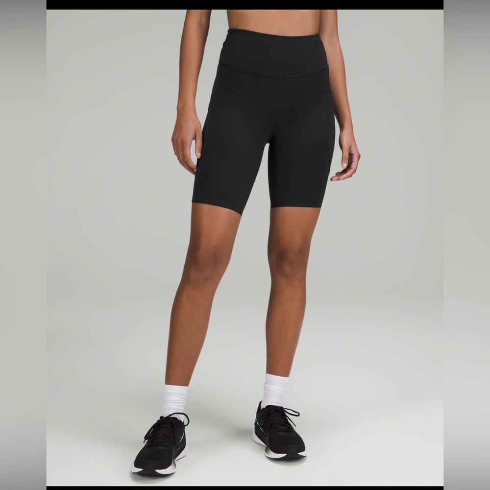 Lululemon Fast and Free High-Rise Short 8” Size 10 Color Black